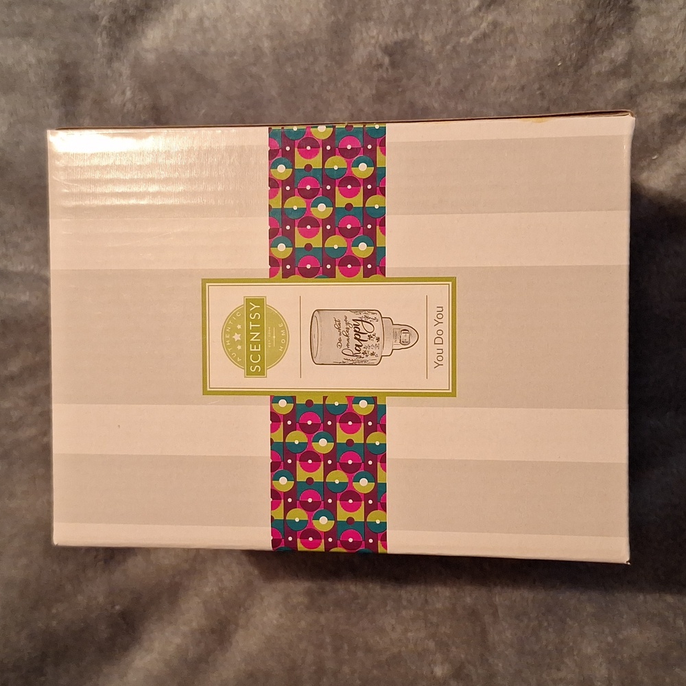 Scentsy You Do You Mini Warmer New In Box - Picture 2 of 3
